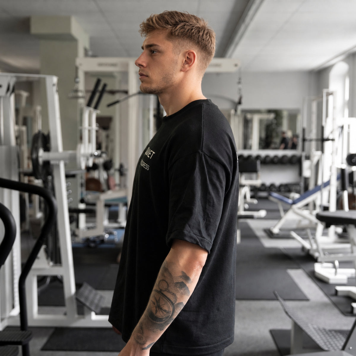 DROP 01 – Essentials Oversized Heavy Tee